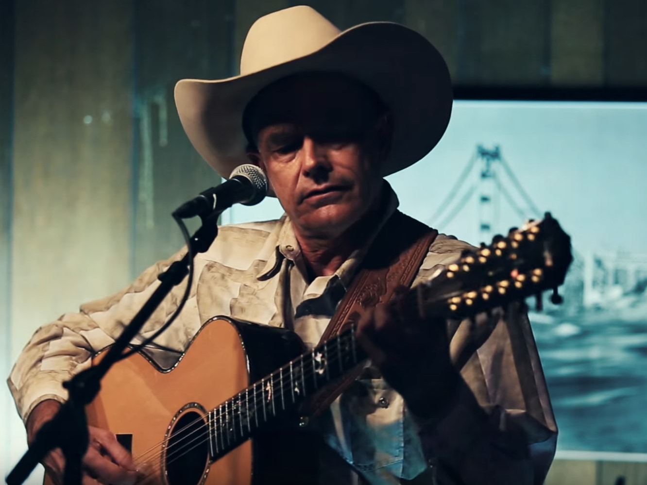 Coale Coale Johnson LiveConcert Video - Coale Johnson